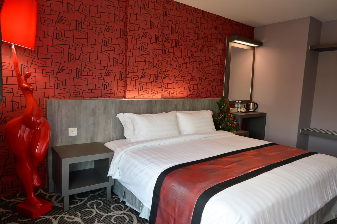 De Champs Hotel Куантан Екстер'єр фото